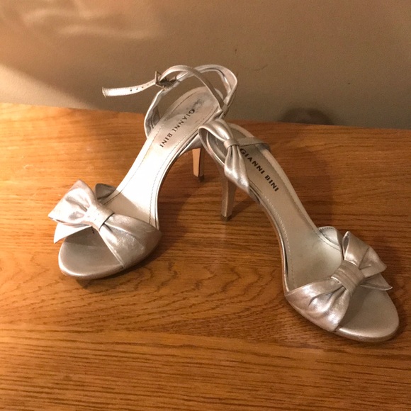 gianni bini silver heels